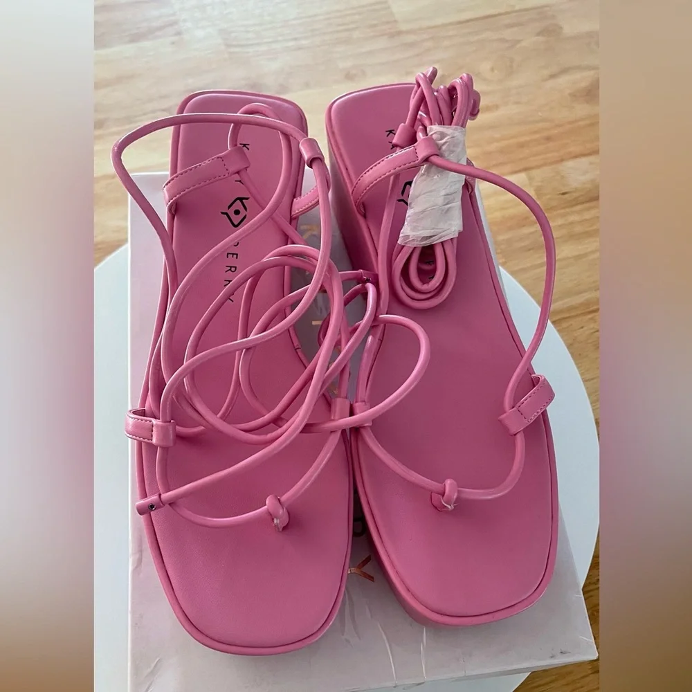 Katy Perry Women's The Busy Bee Lace Up Wedge Sandals SIZE 10 - Picture 2 of 7